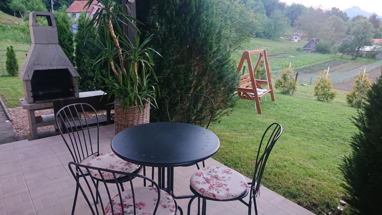 Apartment Zora - Guest House Ogulin Exteriér fotografie