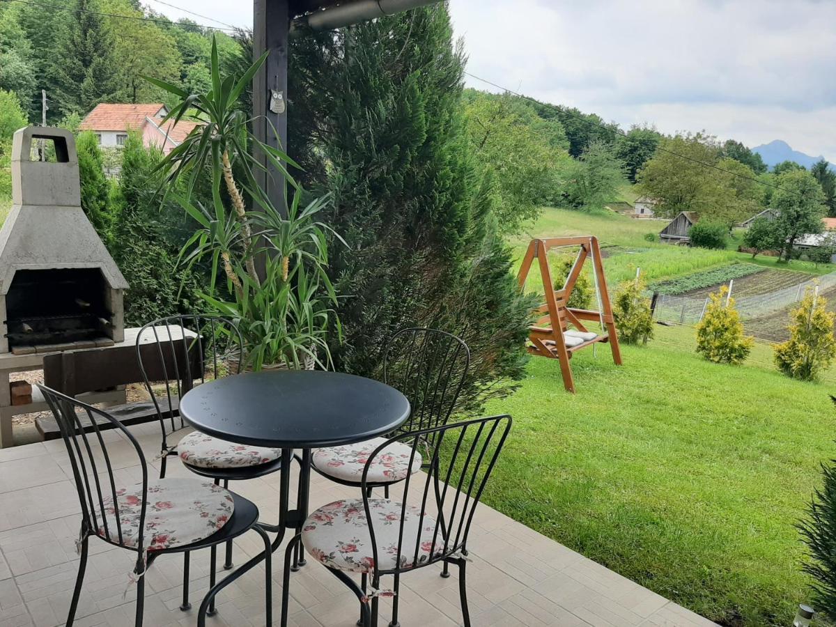 Apartment Zora - Guest House Ogulin Exteriér fotografie