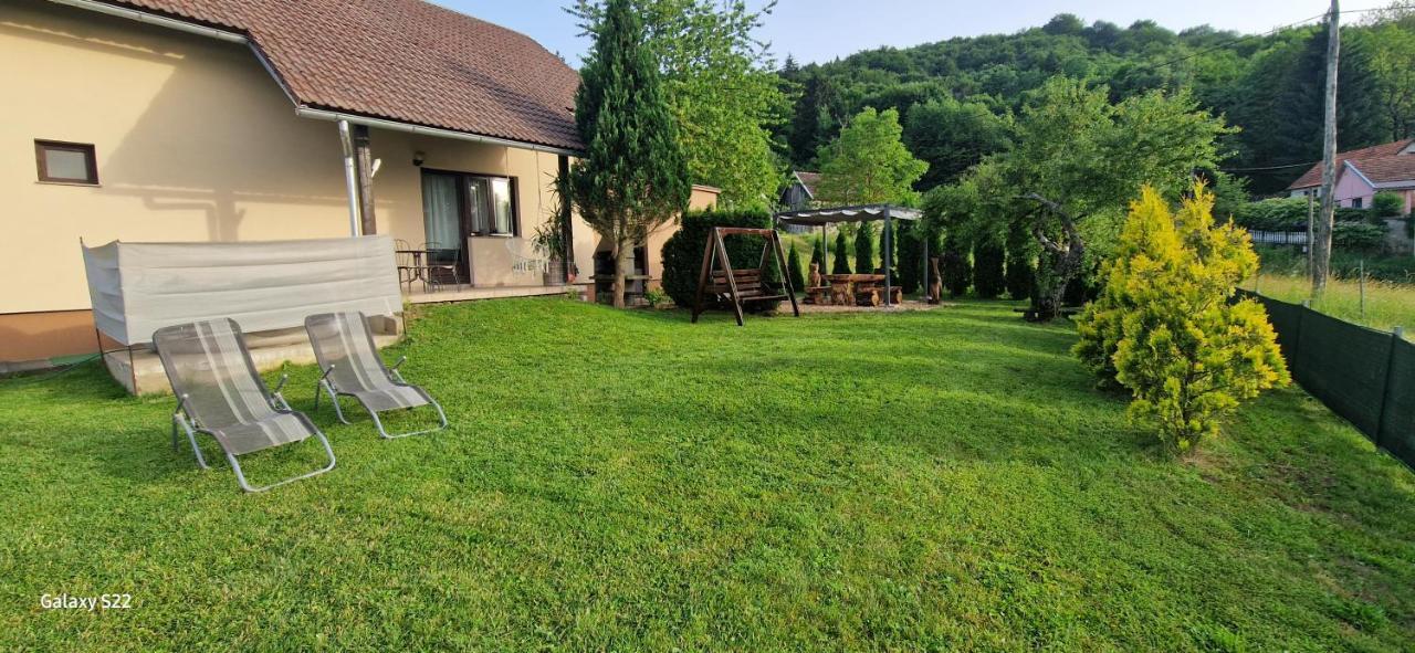 Apartment Zora - Guest House Ogulin Exteriér fotografie
