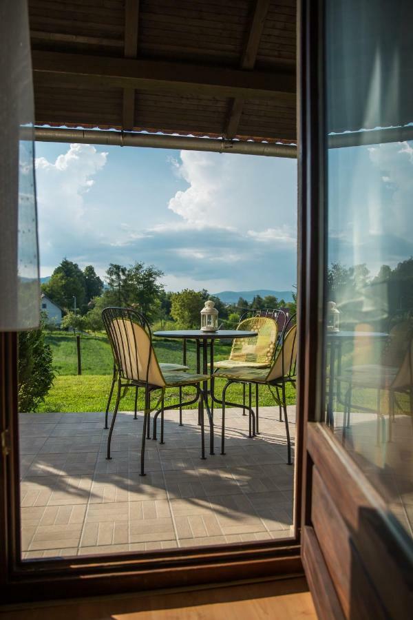 Apartment Zora - Guest House Ogulin Exteriér fotografie